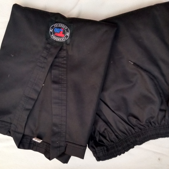 7 Piece sparring gear set + uniform and bag - Picture 5 of 6